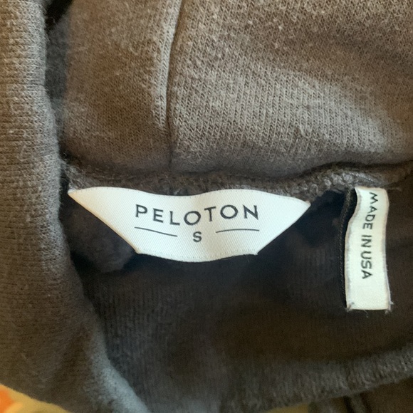 Peloton Funnel Neck Pullover sweater gently used small - Picture 5 of 5